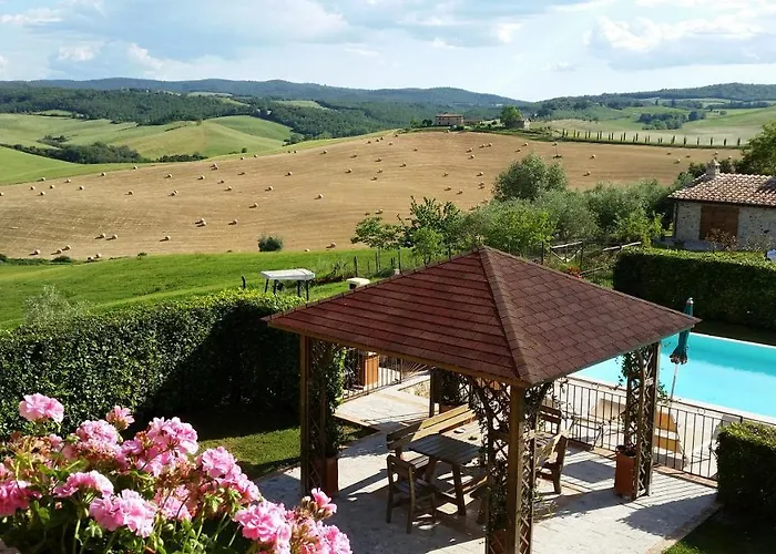 Gli Archi Di Corsanello Сиена